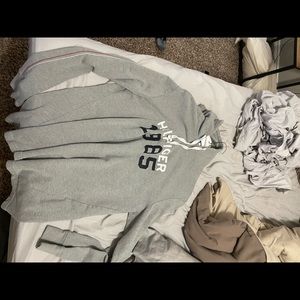 Tommy Hilfigger hoody shirt, size large, great condition.